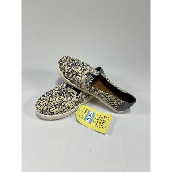 TOMS Alpargata Canvas‎ Youth 3.5 Navy Floral Camo NWT#10010695 - Picture 1 of 7